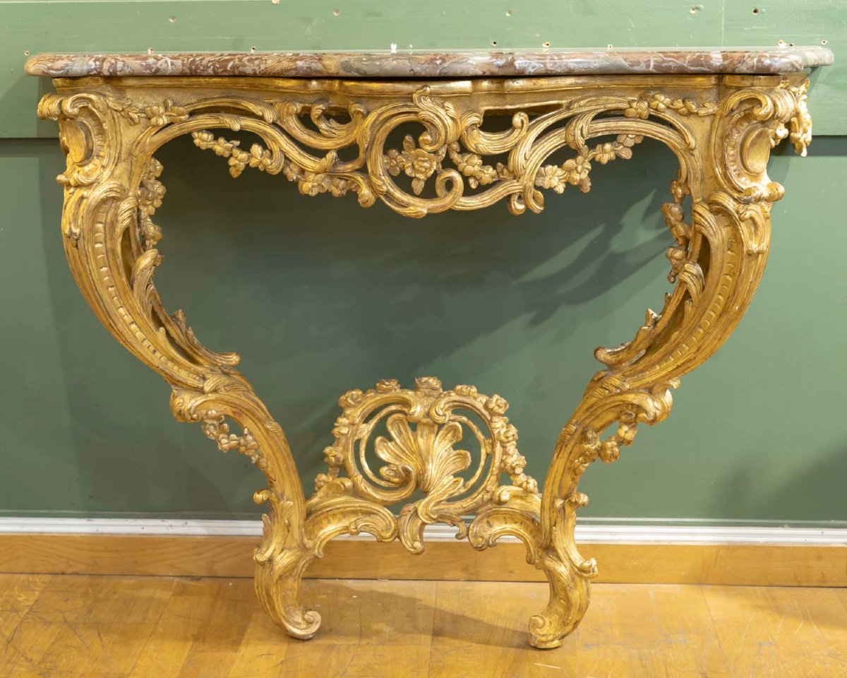 Belle console Louis XV en bois doré du 18ème siècle