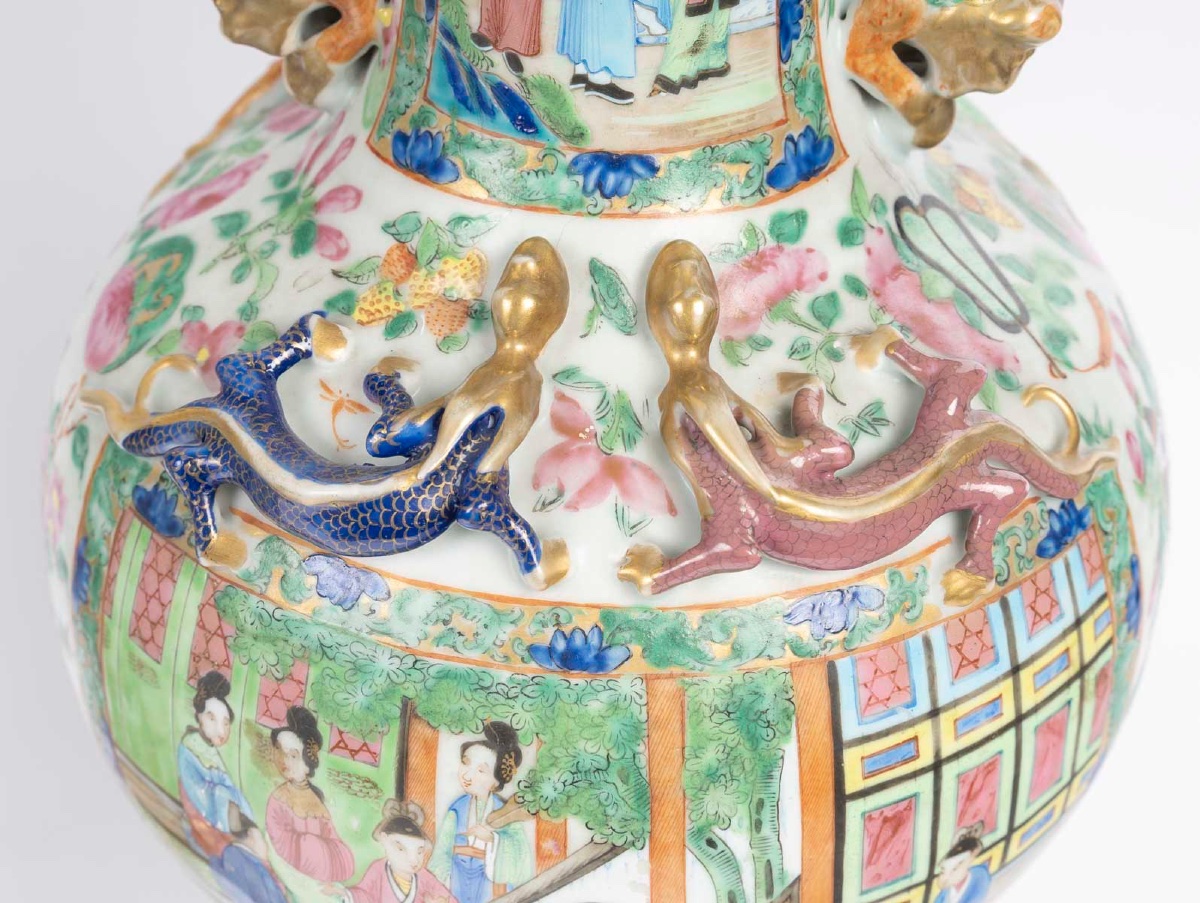 Grande paire de vases en porcelaine de Canton, XIXème siècle -photo-3