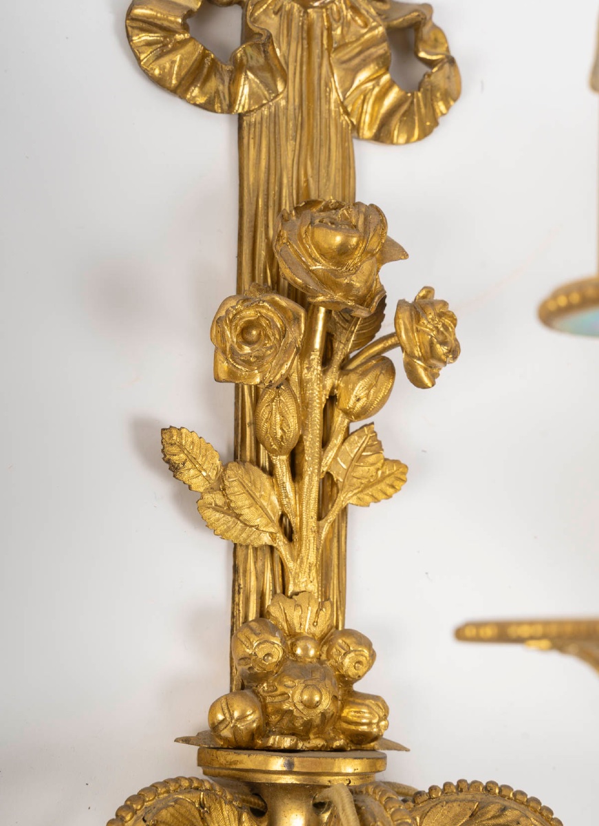 Paire d’appliques Louis XVI en bronze doré.  XIXème siècle -photo-2