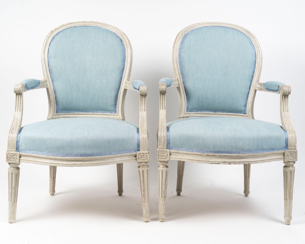 Paire de fauteuils d’époque Louis XVI, estampillés P Bernard 1766