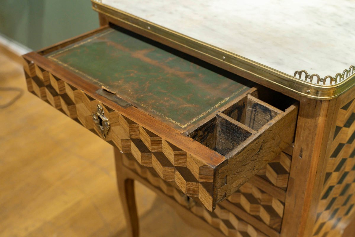 18th-century Louis XV Chest Of Drawers With Cube Marquetry-photo-3