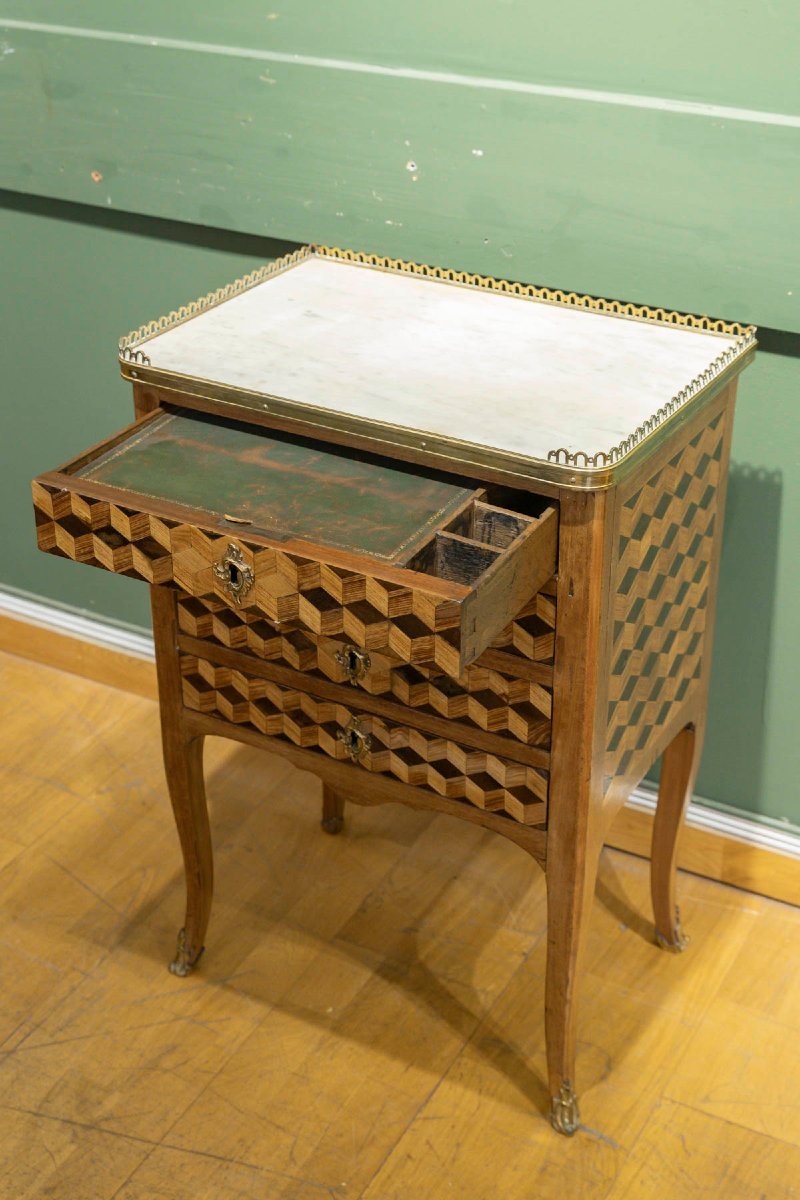 18th-century Louis XV Chest Of Drawers With Cube Marquetry-photo-4