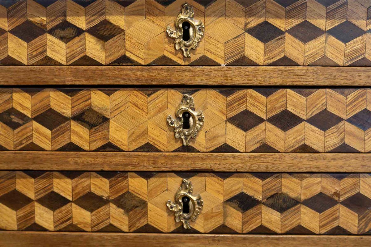 18th-century Louis XV Chest Of Drawers With Cube Marquetry-photo-2