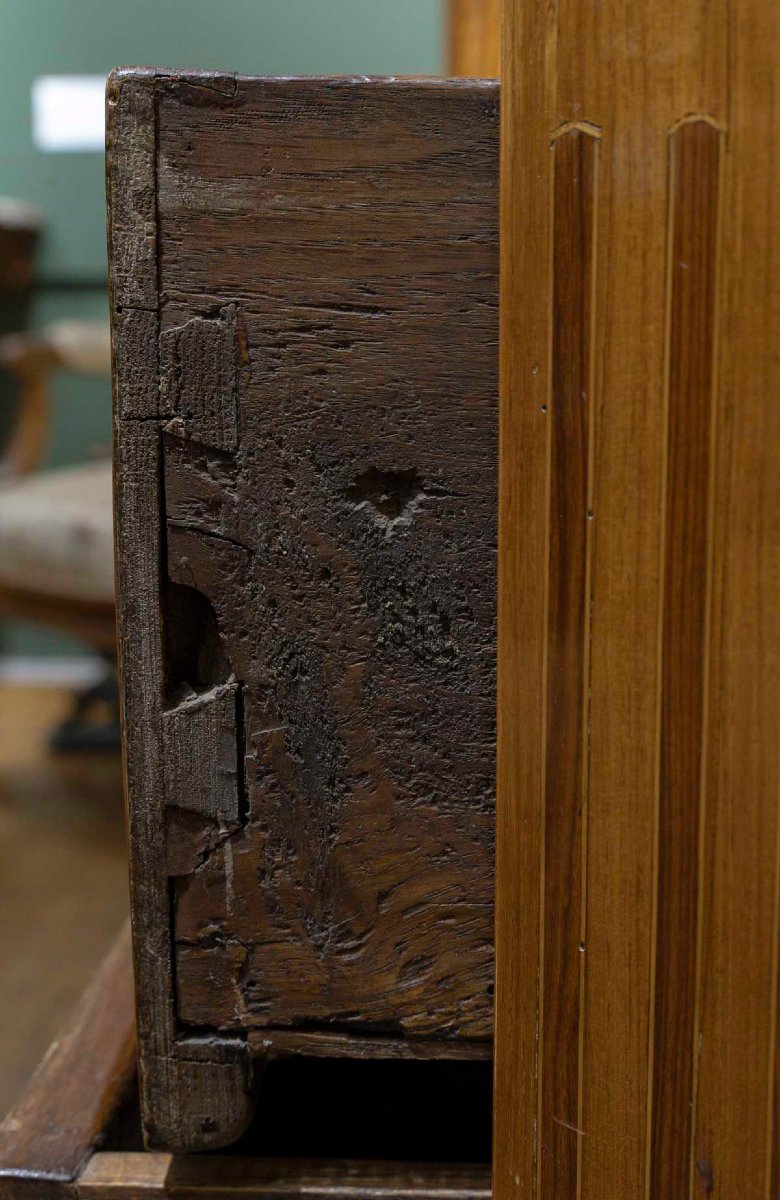 18th-century Transition-style Chest Of Drawers With Marquetry-photo-3