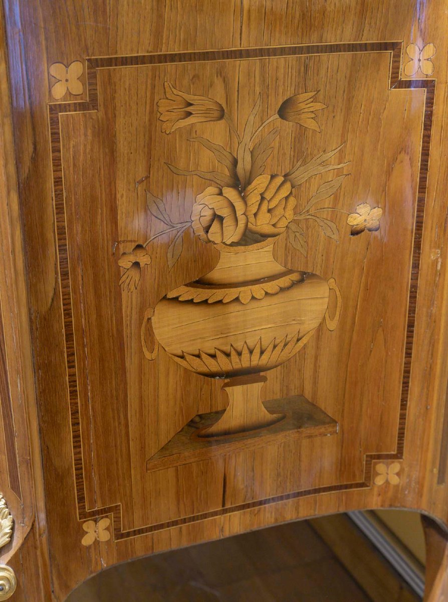 18th-century Transition-style Chest Of Drawers With Marquetry-photo-5