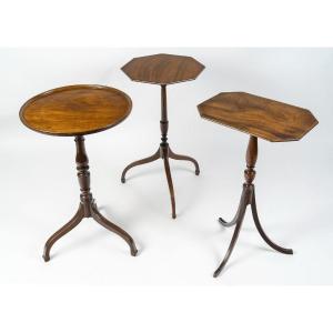 Blond Mahogany Pedestal Tables. Late 18th