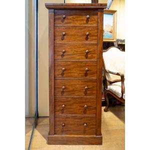 Wellington Chest Or Mahogany Chest Victorian Period Circa 1860.