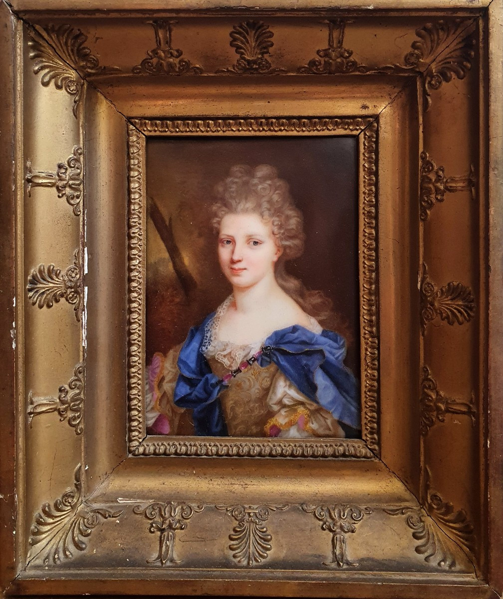 Portrait Of The Duchess Of Châteauroux 19th Century Porcelain Plate French School