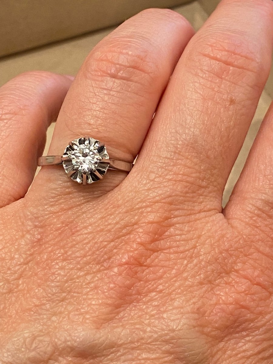 Diamond & Platinum Solitaire Ring -photo-2