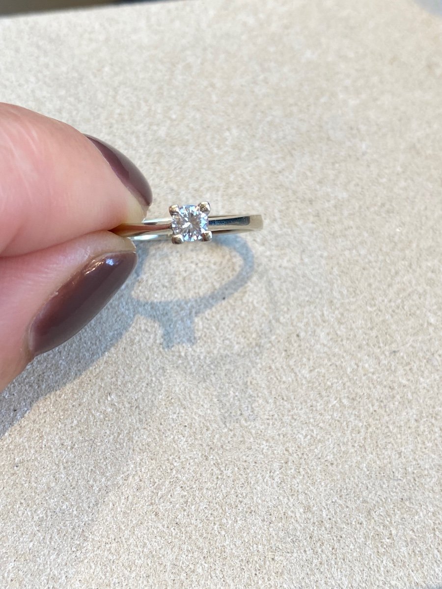 Modernist Solitaire On White Gold-photo-3