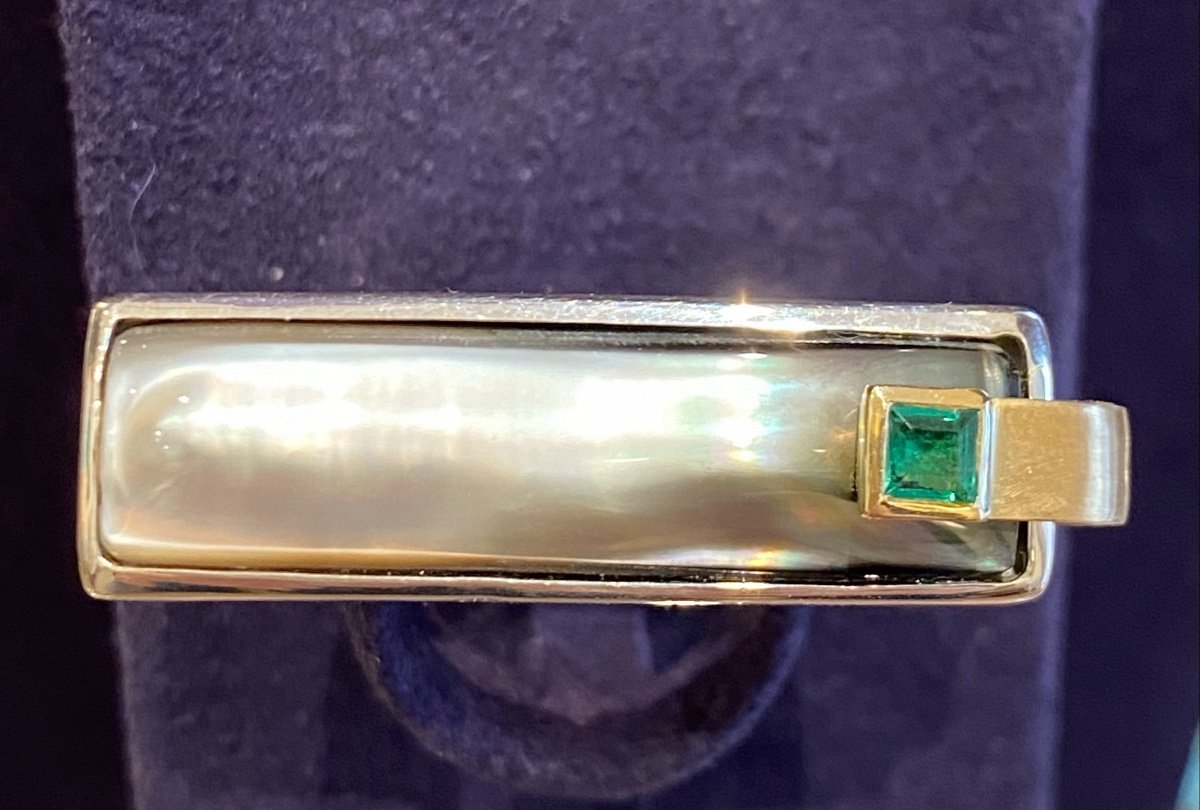 Janine Renard (1947), Modernist Mother-of-pearl And Emerald Ring-photo-4