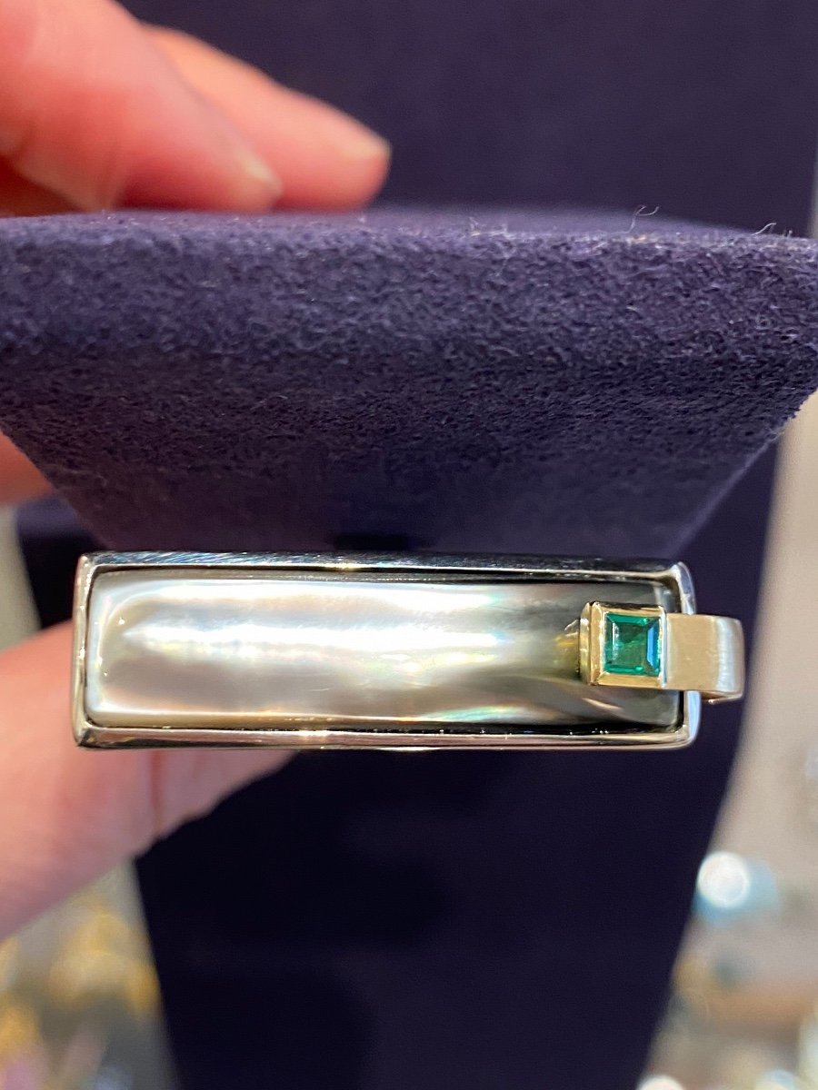 Janine Renard (1947), Modernist Mother-of-pearl And Emerald Ring-photo-4