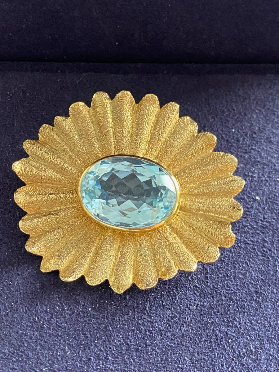 Yvonne Arnould, Blue Topaz Flower Brooch-photo-3