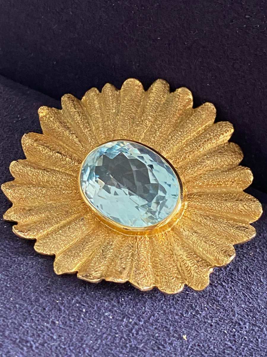 Yvonne Arnould, Blue Topaz Flower Brooch-photo-2