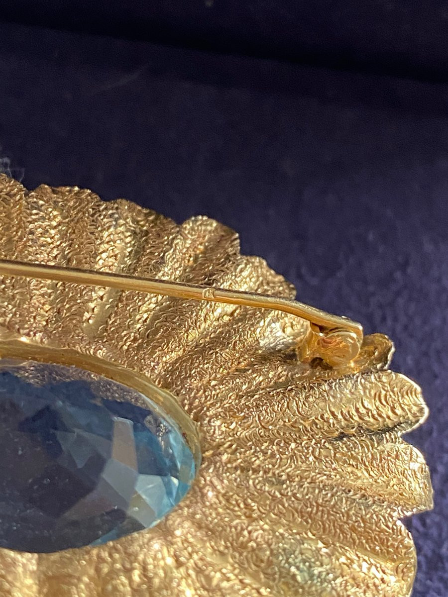 Yvonne Arnould, Blue Topaz Flower Brooch-photo-4