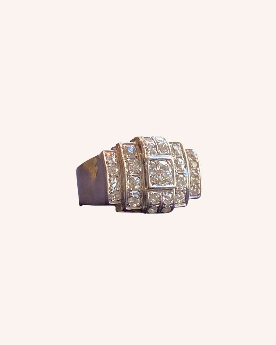 Art Deco Platinum & Diamond Ring