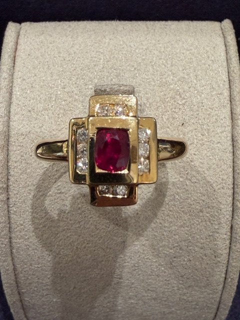 BAGUE MODERNE POMPADOUR STYLISEE RUBIS & DIAMANTS-photo-3