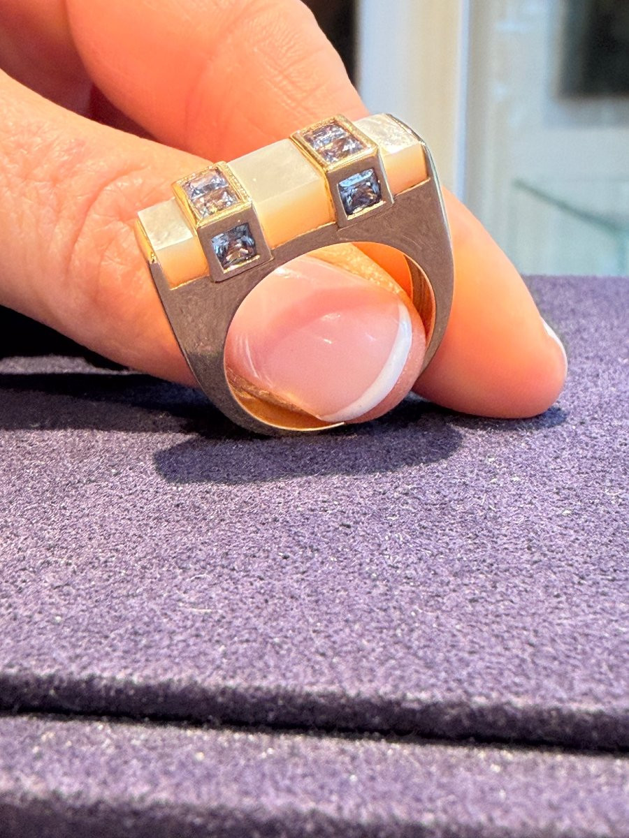 BAGUE MODERNISTE NACRE & SAPHIRS -photo-2