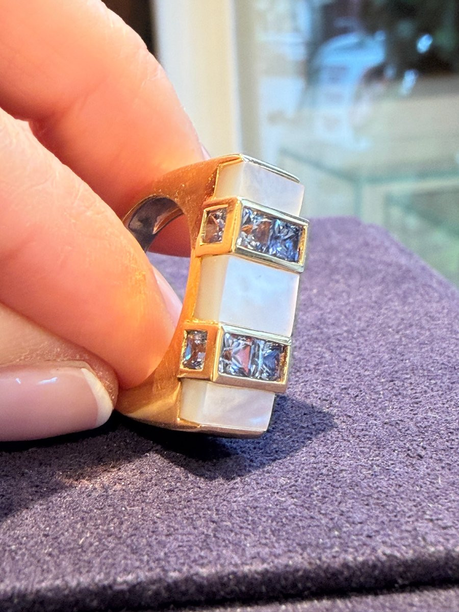 BAGUE MODERNISTE NACRE & SAPHIRS -photo-4