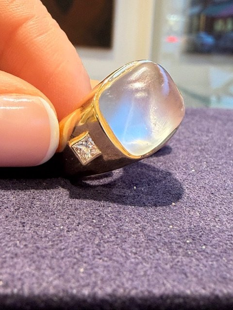 BAGUE DOME PIERRE DE LUNE & DIAMANTS-photo-3