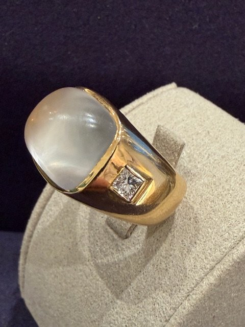 BAGUE DOME PIERRE DE LUNE & DIAMANTS-photo-4