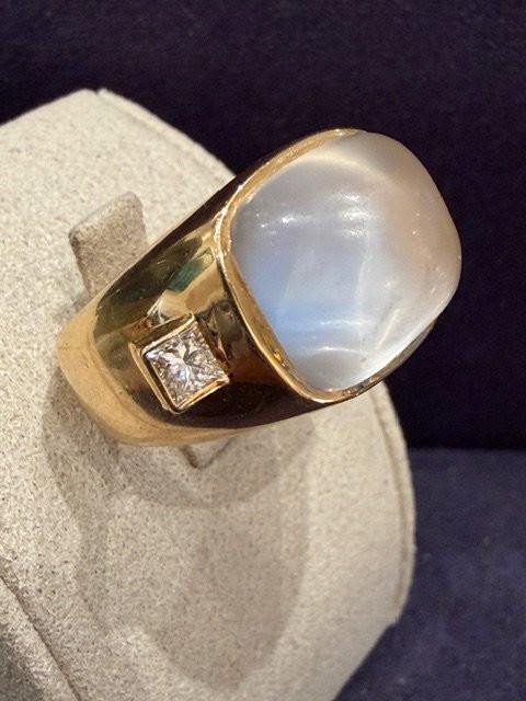 BAGUE DOME PIERRE DE LUNE & DIAMANTS-photo-5