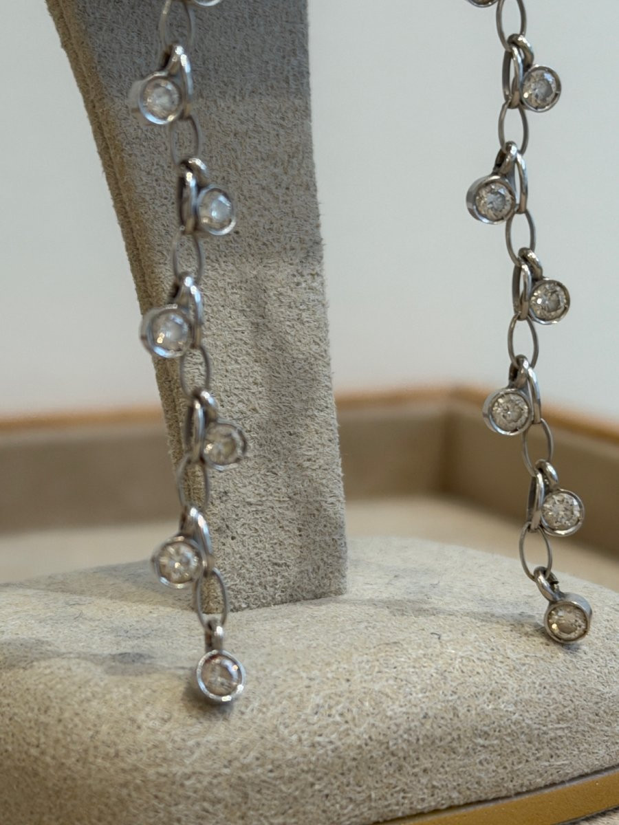 BOUCLES D'OREILLES EN OR GRIS CASCADE DE DIAMANTS-photo-1