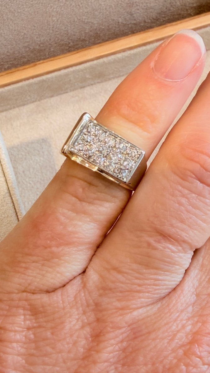 Signet Ring Small Tank Diamonds-photo-3