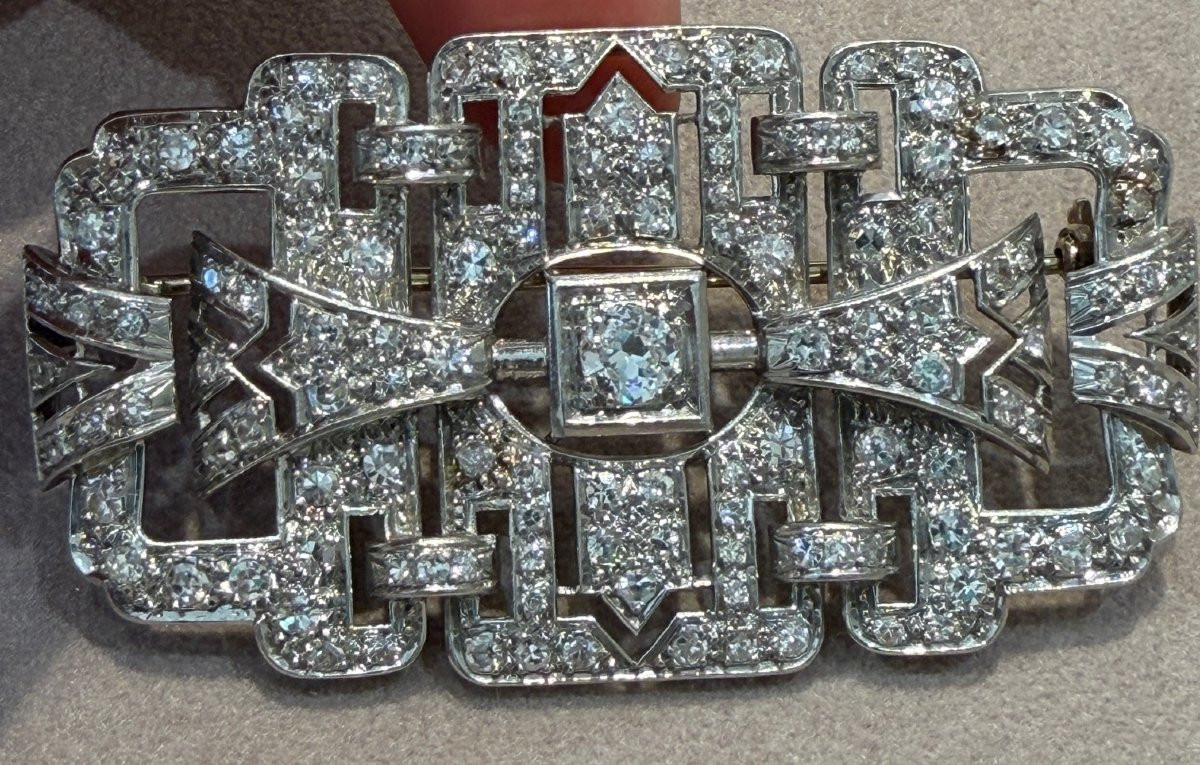 Important Art Deco Platinum & Diamonds Brooch-photo-3