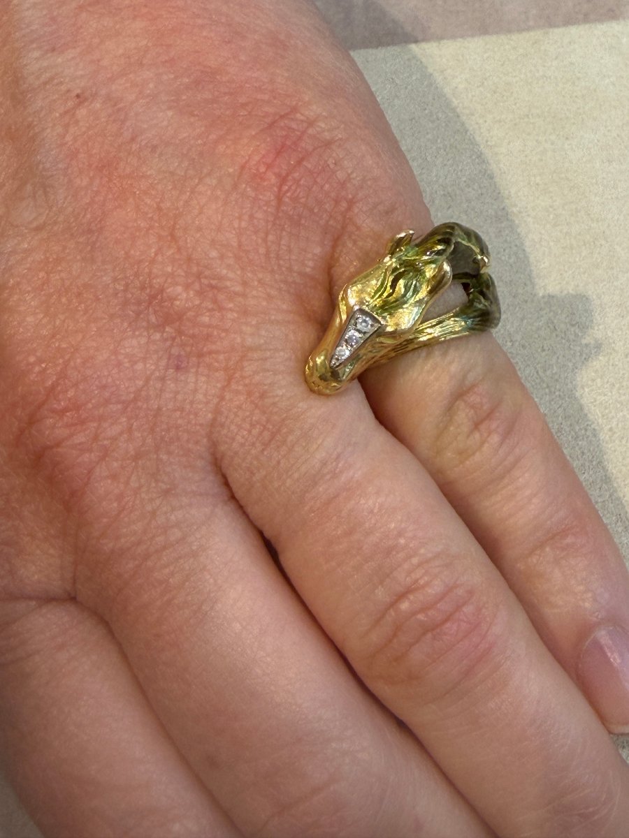 Enamel, Diamonds & Gold Horse Ring-photo-5