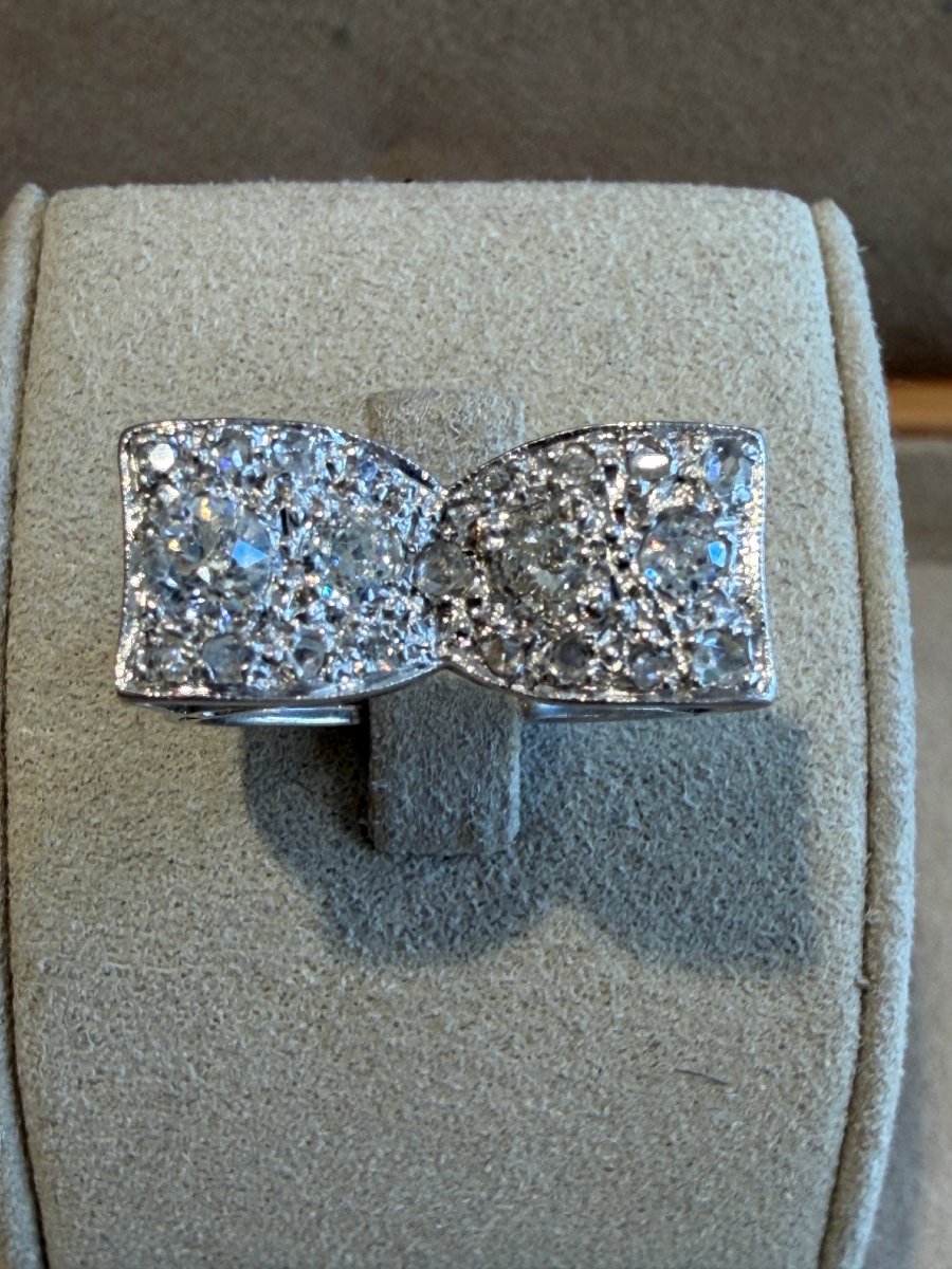 Diamond-set Bow Ring-photo-3