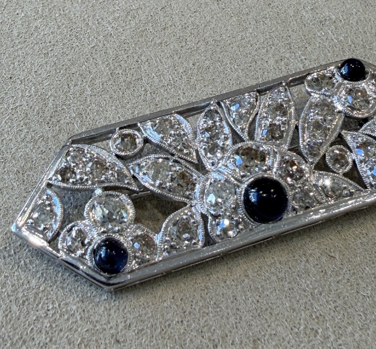 BROCHE ART DECO DIAMANTS & SAPHIRS CABOCHONS-photo-4