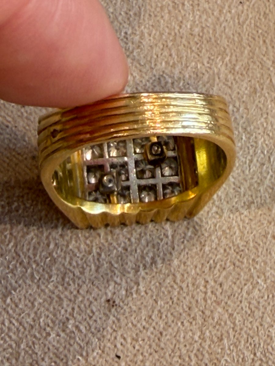 BAGUE CHEVALIERE EN OR  & DIAMANTS-photo-1