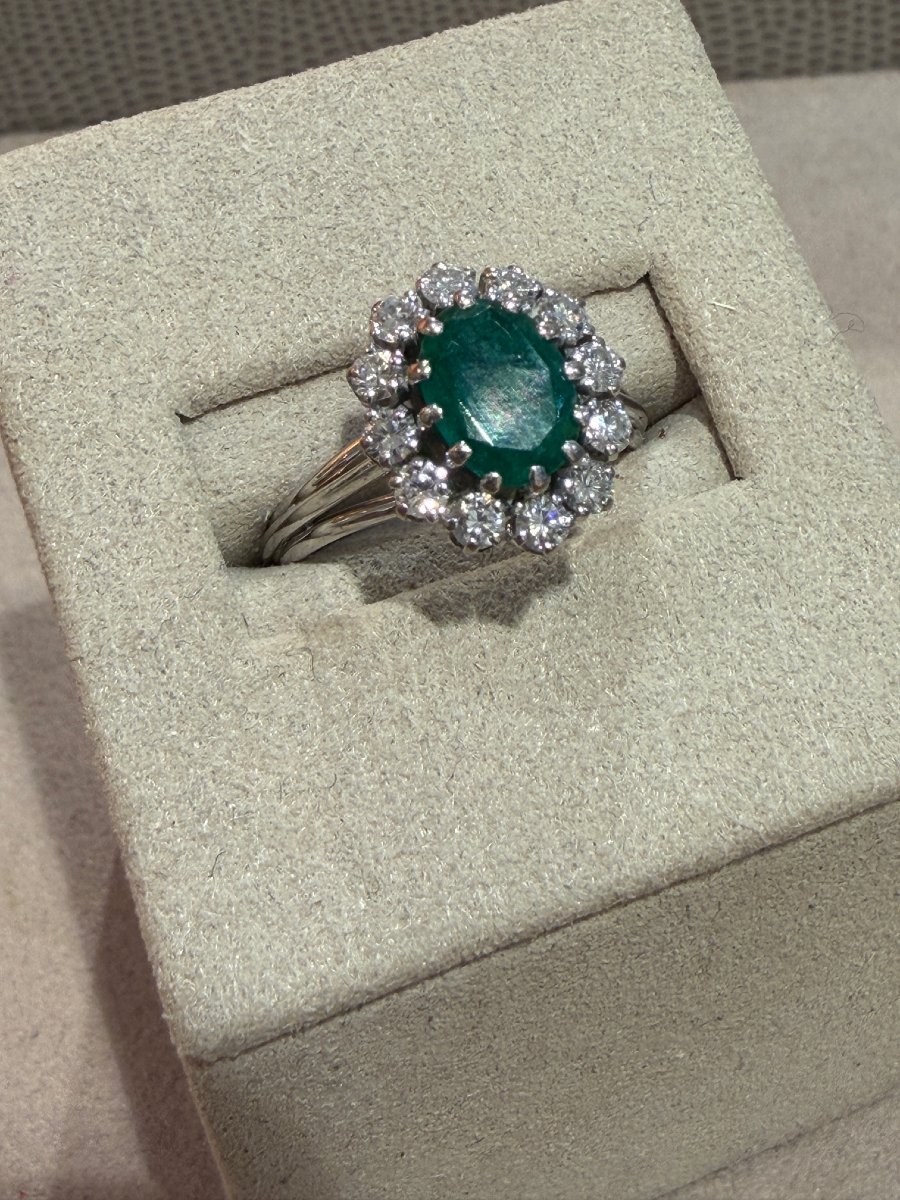 BAGUE ANCIENNE MARGUERITE EMERAUDE & DIAMANTS-photo-2