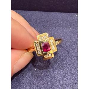 Modern Pompadour Ring Stylized With Ruby & Diamonds