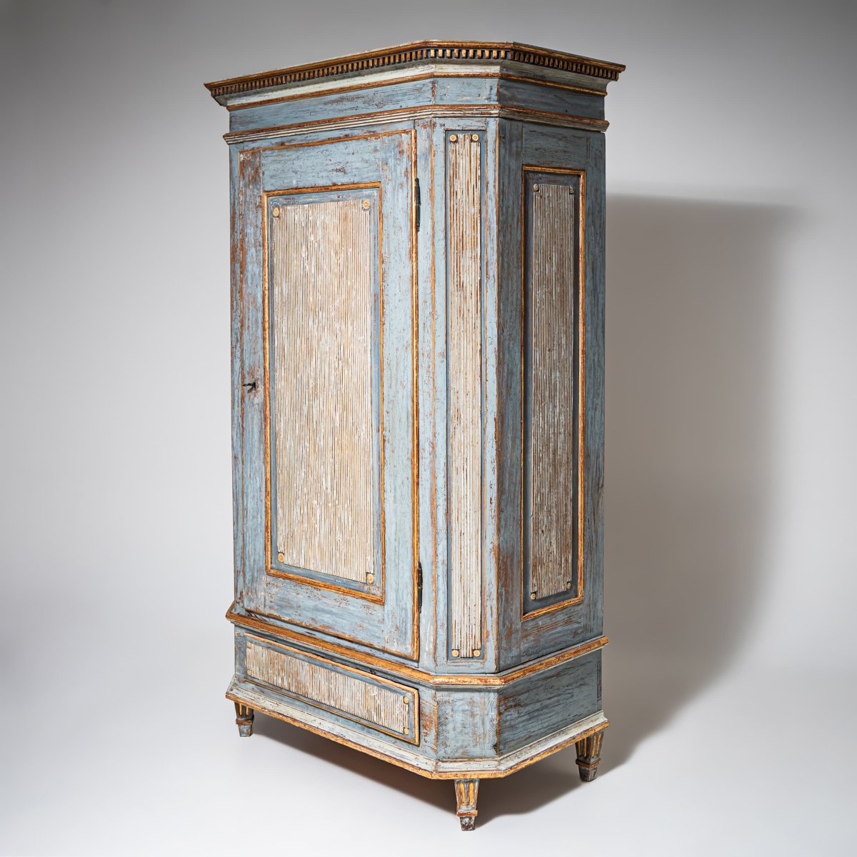 Light Blue Louis XVI Wardrobe, Late 18th Century-photo-4