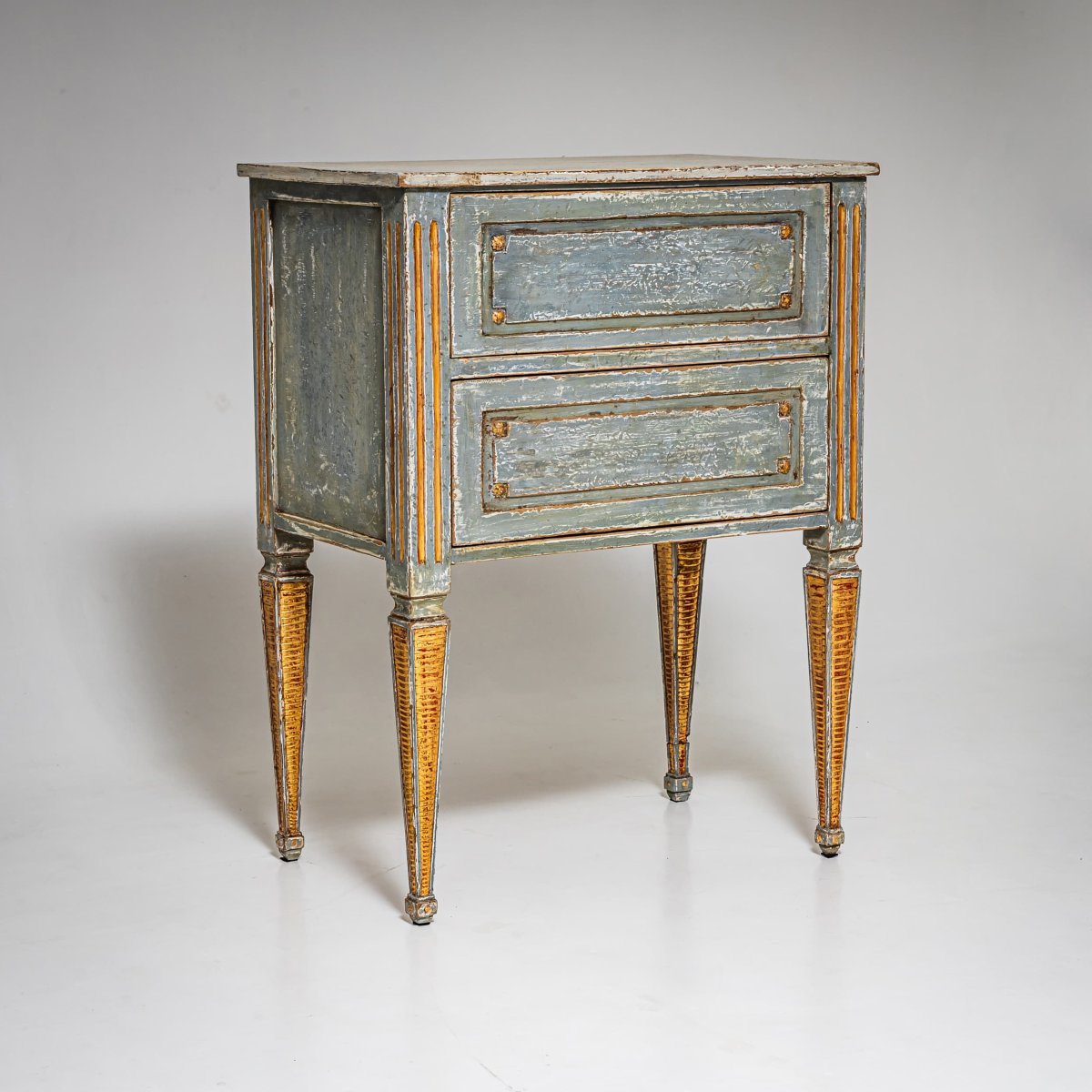 Hand-painted Louis XVI Chest Of Drawers With Gilt Accents, Late 18th Century-photo-1