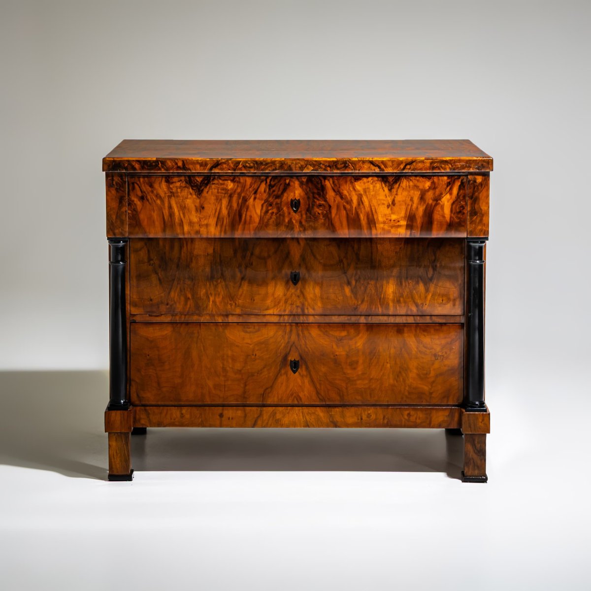 Biedermeier Walnut Chest Of Drawers, German, Circa 1820-photo-5