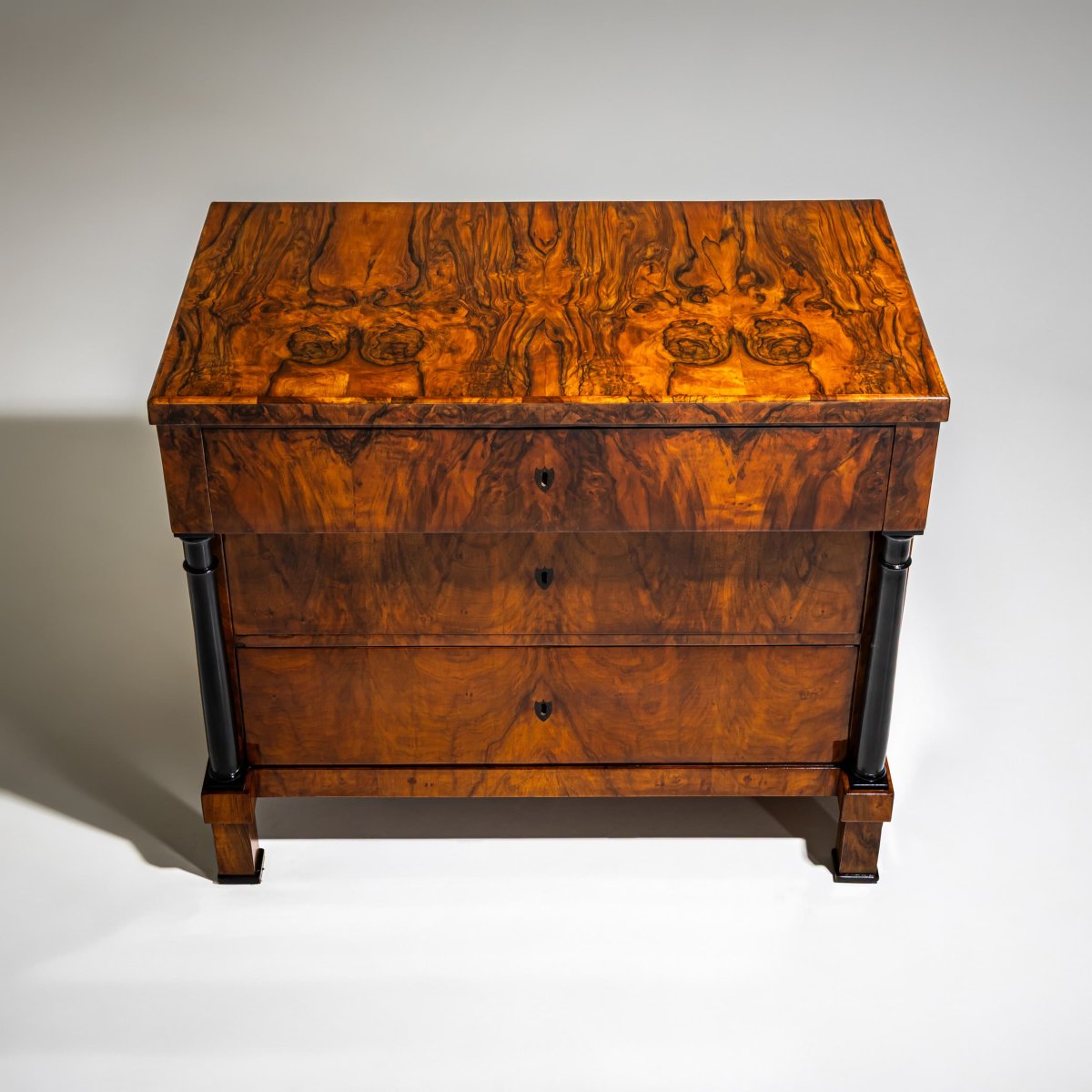 Biedermeier Walnut Chest Of Drawers, German, Circa 1820-photo-6
