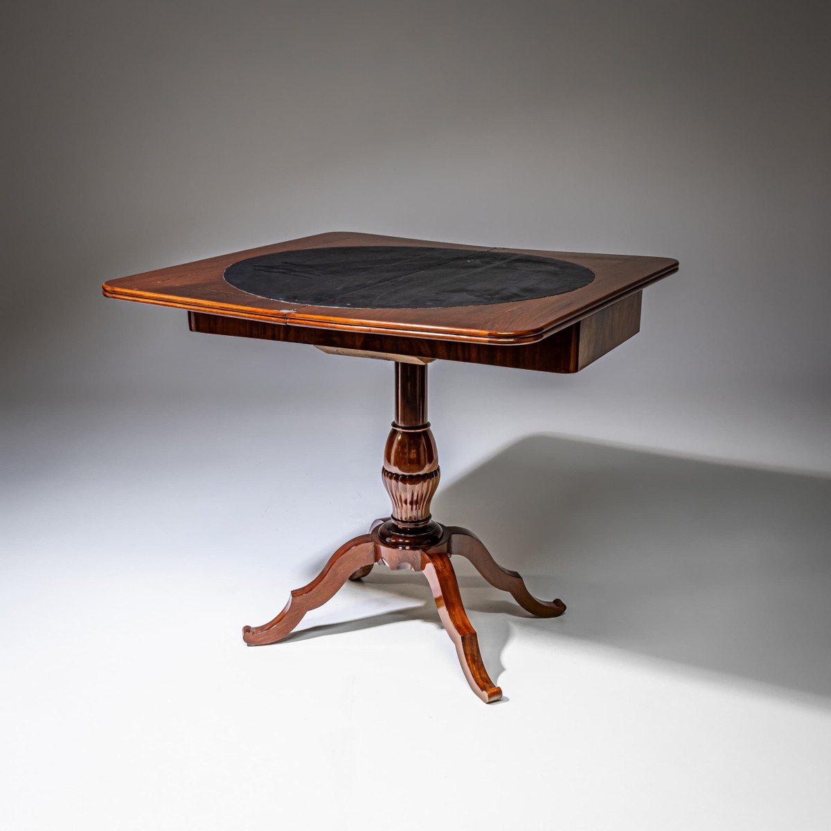 Table de jeu, style Biedermeier tardif, Allemagne, vers 1840
