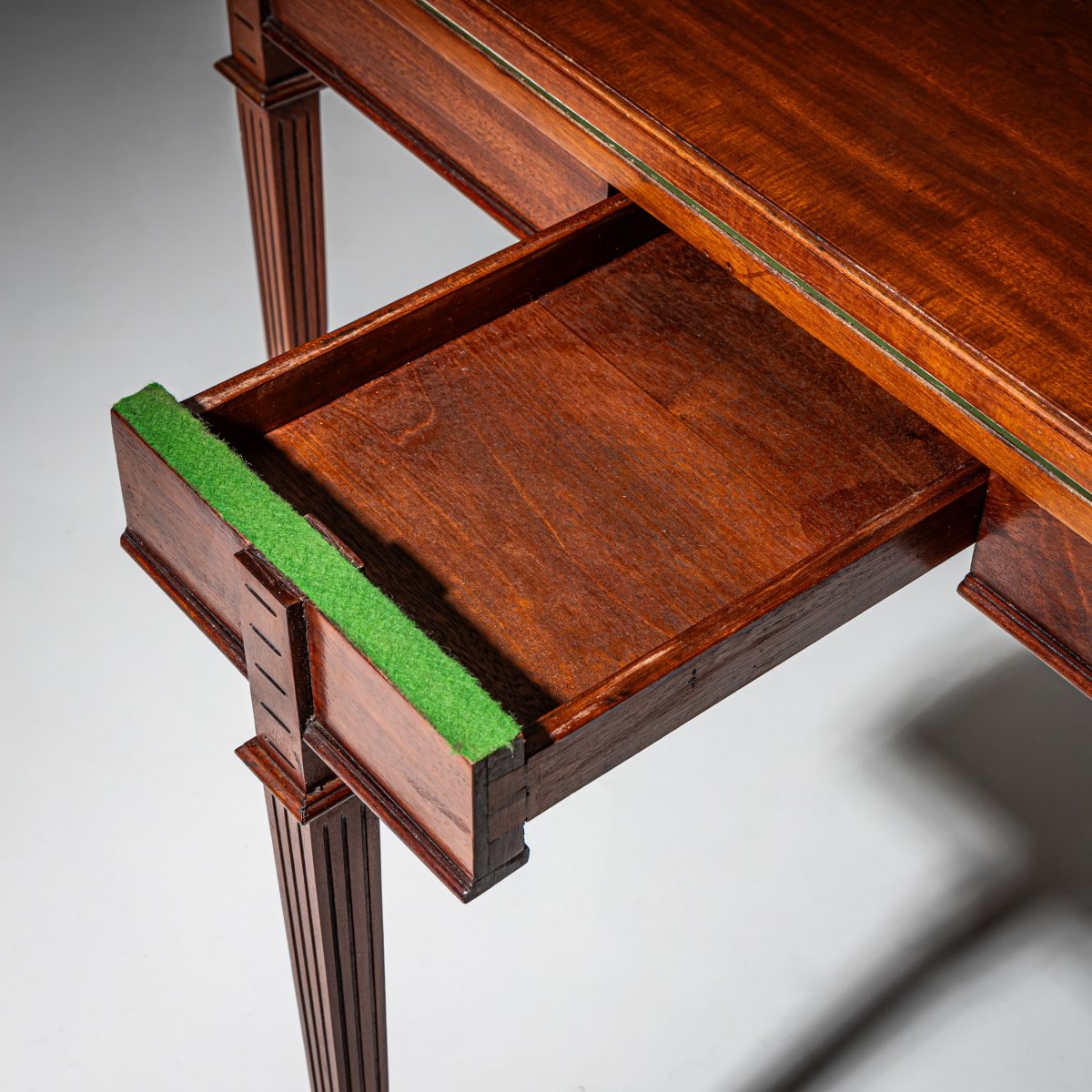 Georgian Half Moon Mahogany Gaming Table, Late 18th Century-photo-7