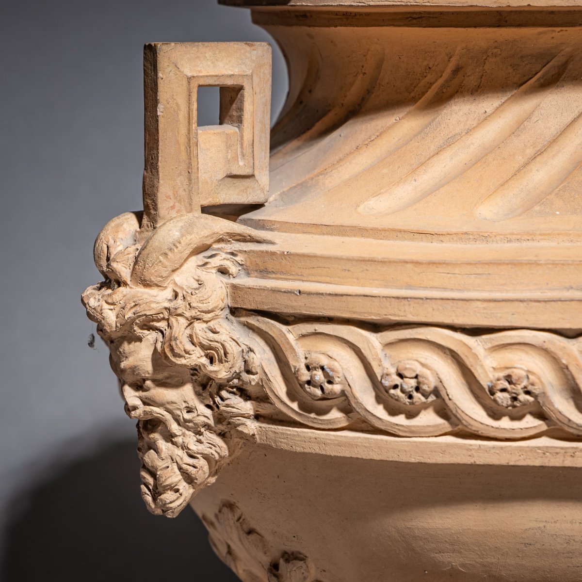 Paire d'amphores en terre cuite par Gossin, France, XIXe siècle-photo-4