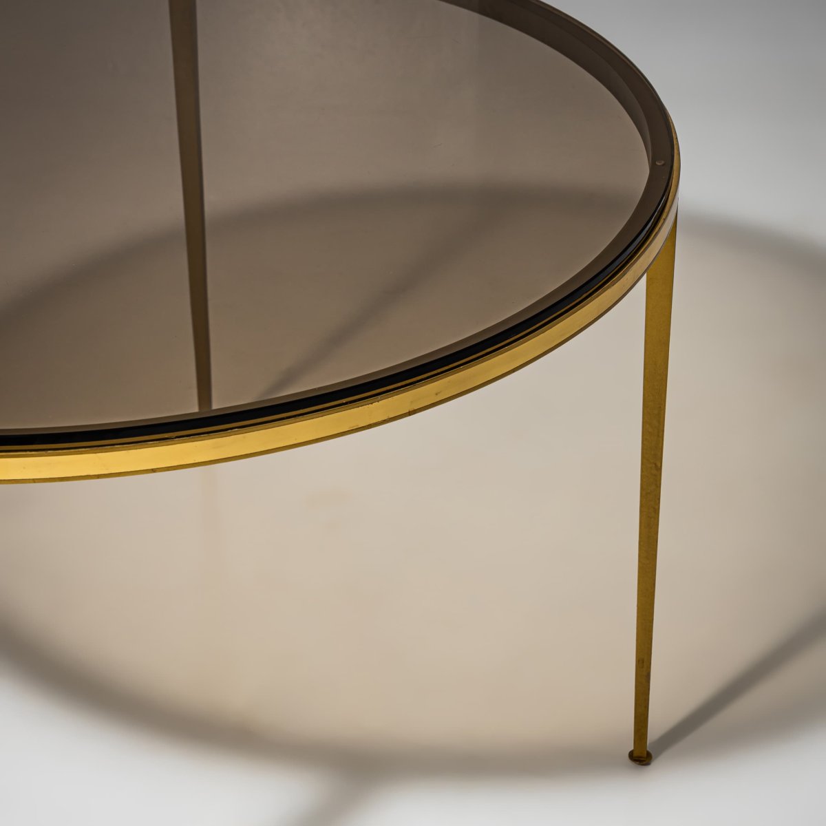 Round Coffee Table in Brass and Smoked Glass, Probably Italy, Late 20th Century-photo-2