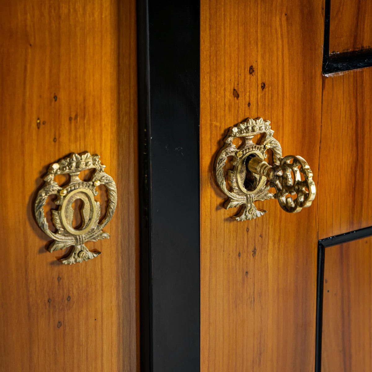 Biedermeier Cabinet, South Germany, Circa 1820-photo-5