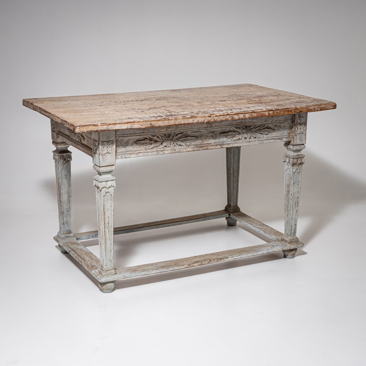 Table à manger provinciale Louis XVI avec finition grise, fin du XVIIIe siècle-photo-3