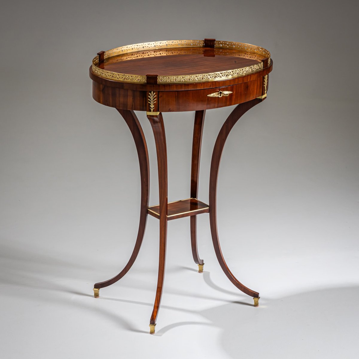 Table d'appoint ovale de style Empire, début du XIXe siècle-photo-1