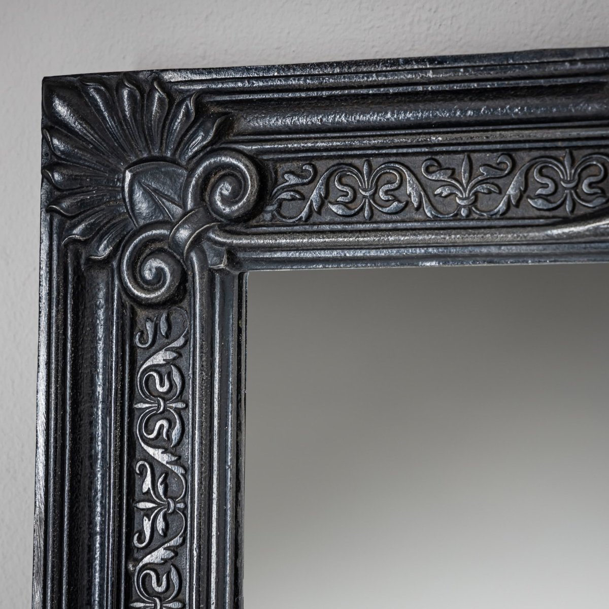 Neoclassical Iron Wall Mirror From Berlin, Early 19th Century-photo-5
