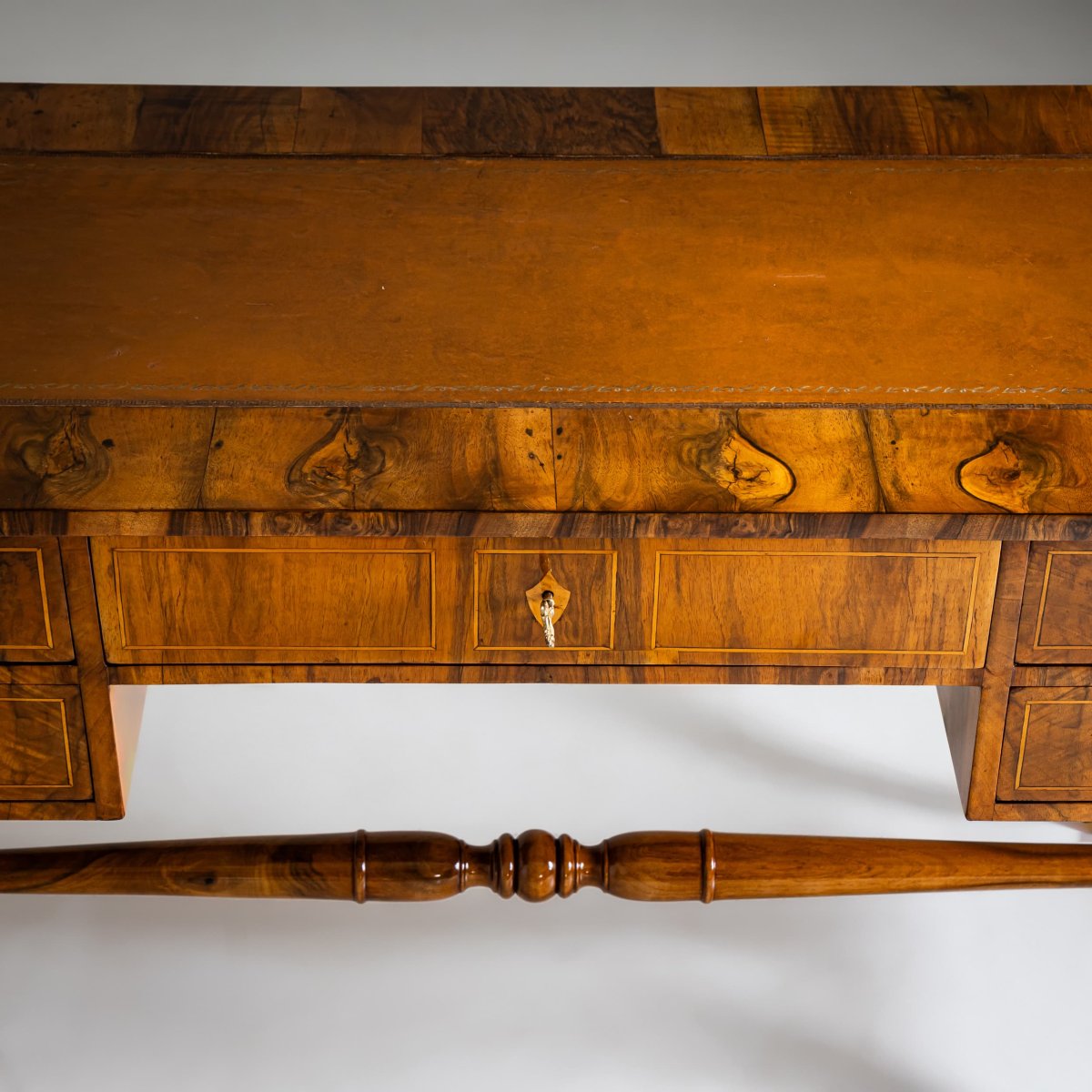 Bureau Biedermeier en noyer, vers 1830-photo-6
