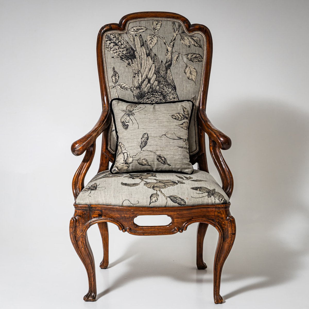 Louis XV Armchair, France, Mid-18th Century-photo-1