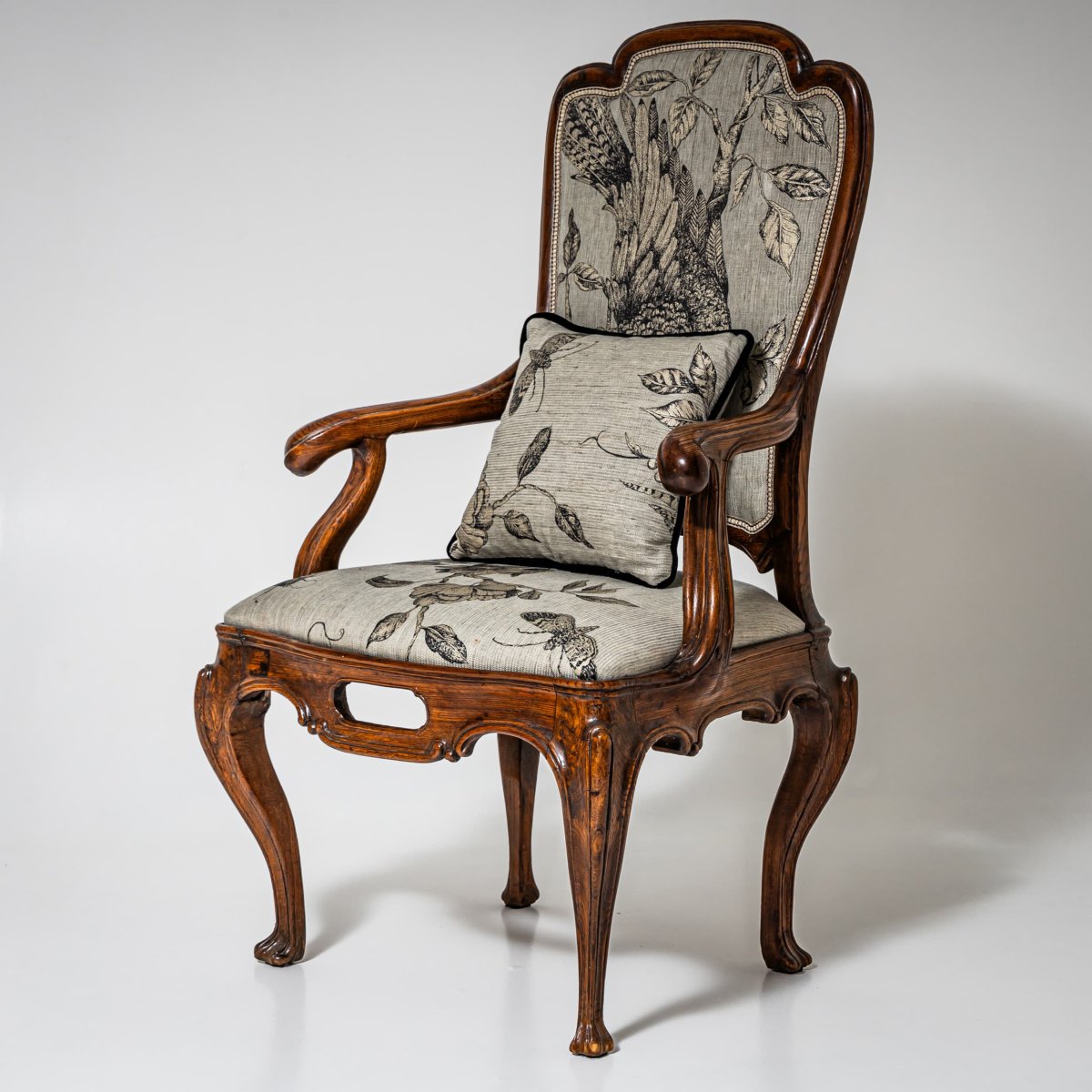 Louis XV Armchair, France, Mid-18th Century-photo-2